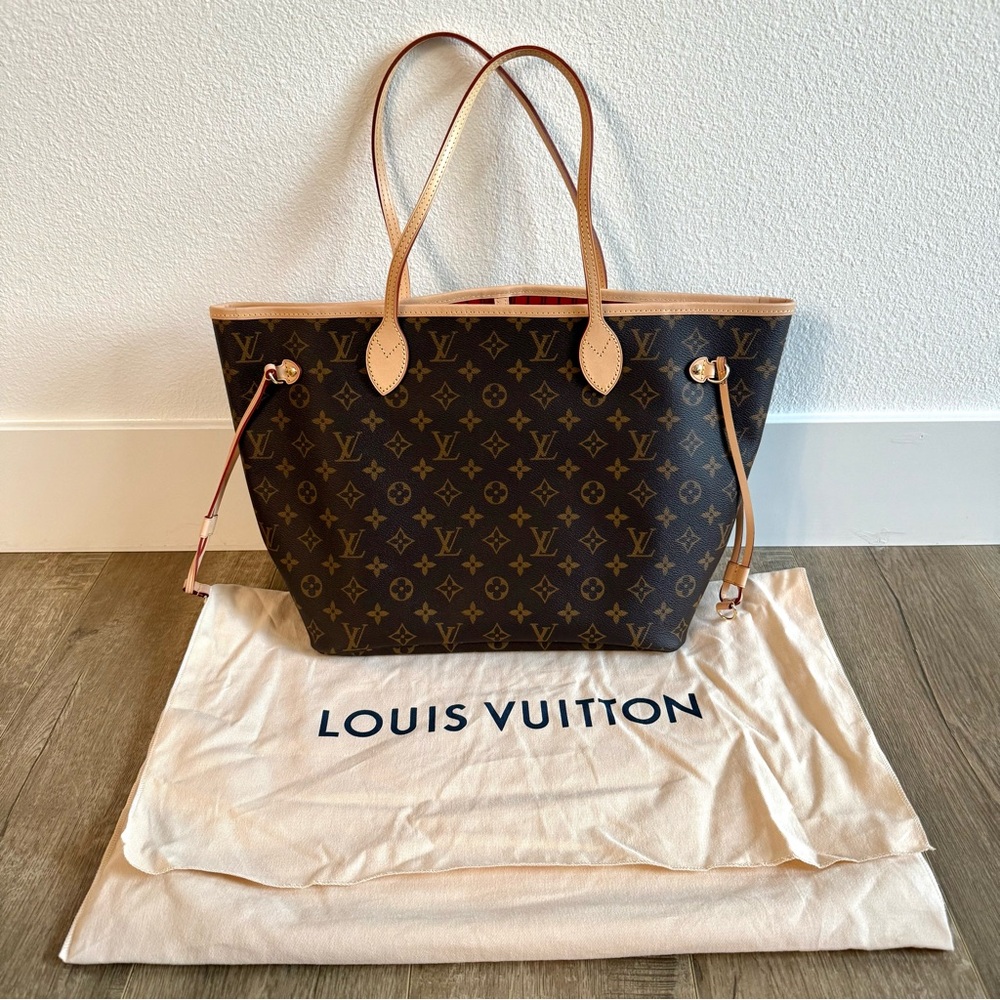 New Authentic Louis Vuitton Neverfull MM Red Cerise